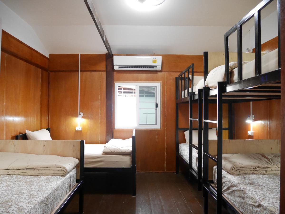 At Pier Hostel Lanta Ko Lanta Kültér fotó