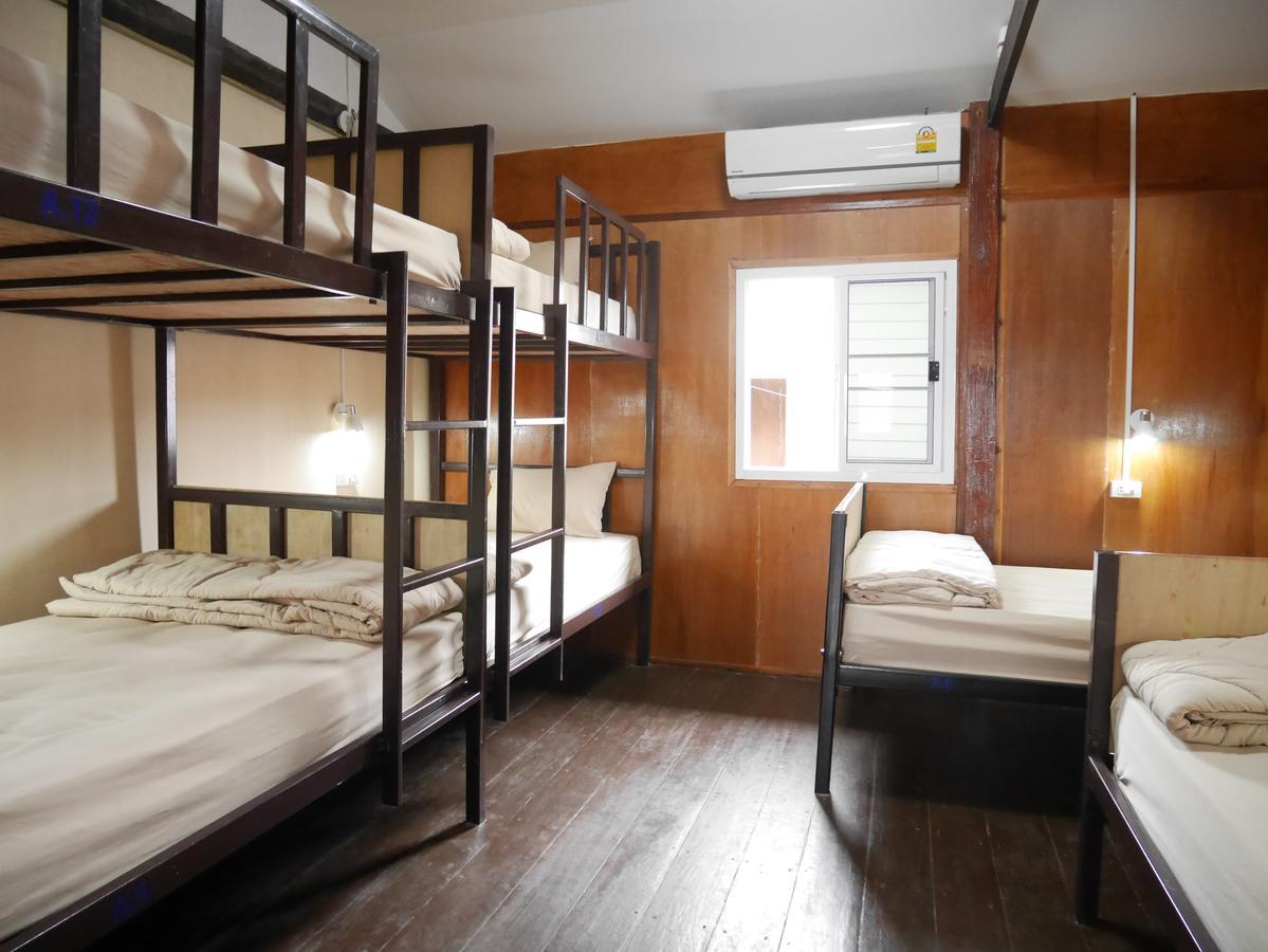 At Pier Hostel Lanta Ko Lanta Kültér fotó