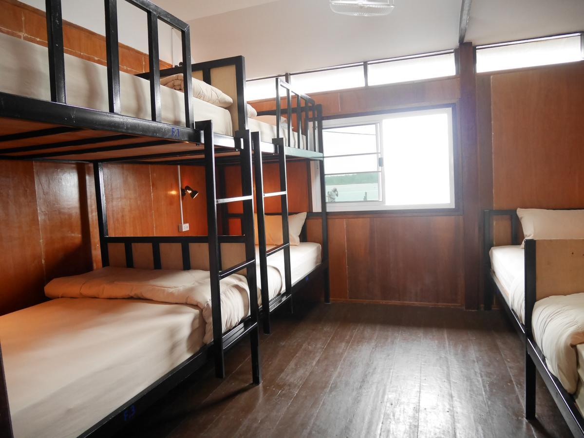 At Pier Hostel Lanta Ko Lanta Kültér fotó
