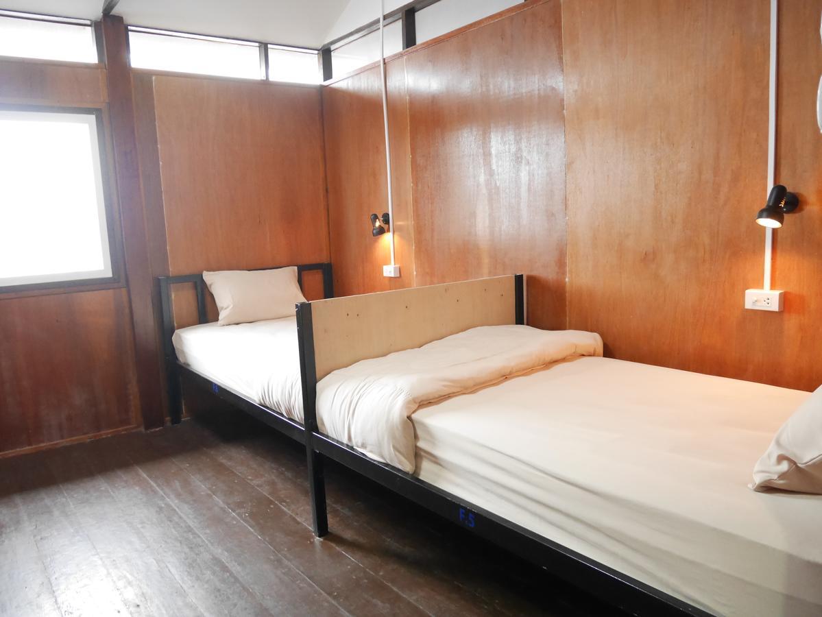 At Pier Hostel Lanta Ko Lanta Kültér fotó