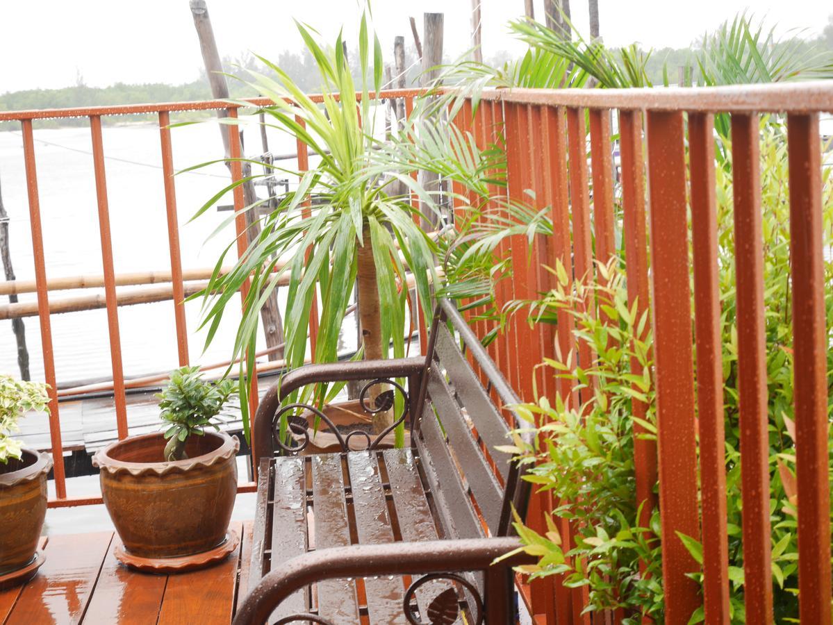 At Pier Hostel Lanta Ko Lanta Kültér fotó